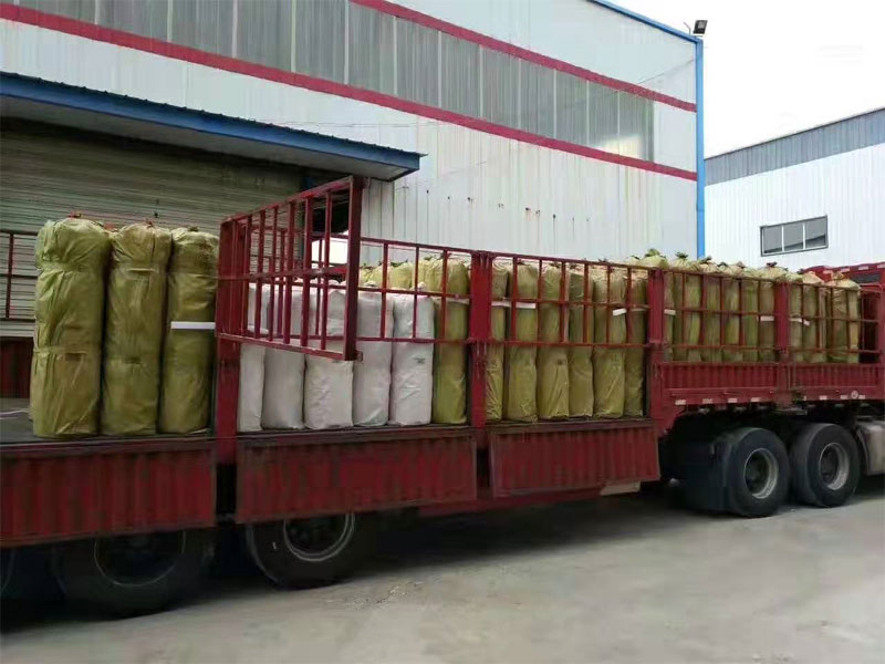 七氟丙烷裝車送貨